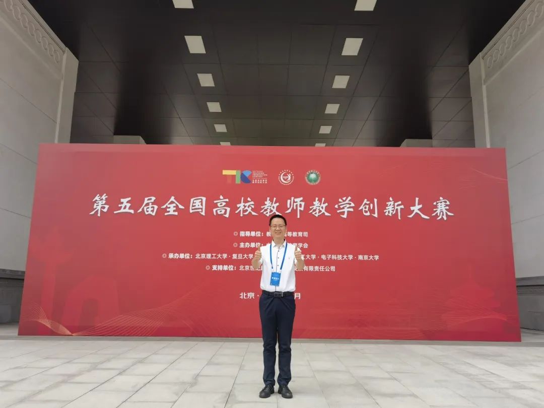 1755679816256060595.jpg 1755679816256060595.jpg